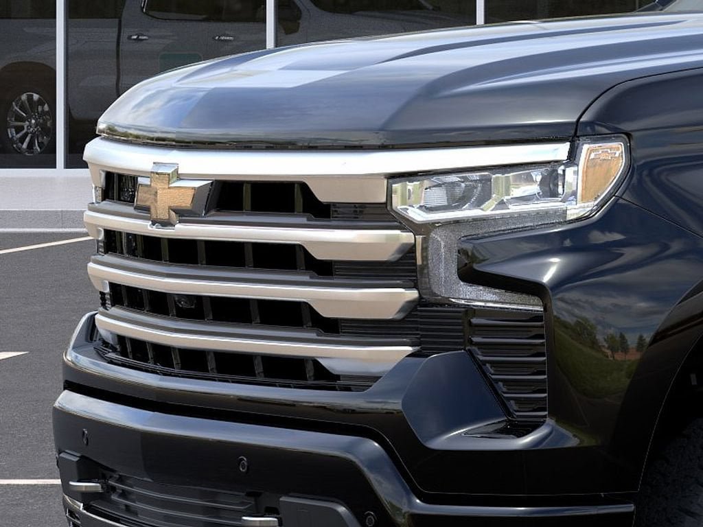 New 2026 Chevrolet Silverado 1500 High Country w/ Z71 Off-Road Package AWD/4WD image 13