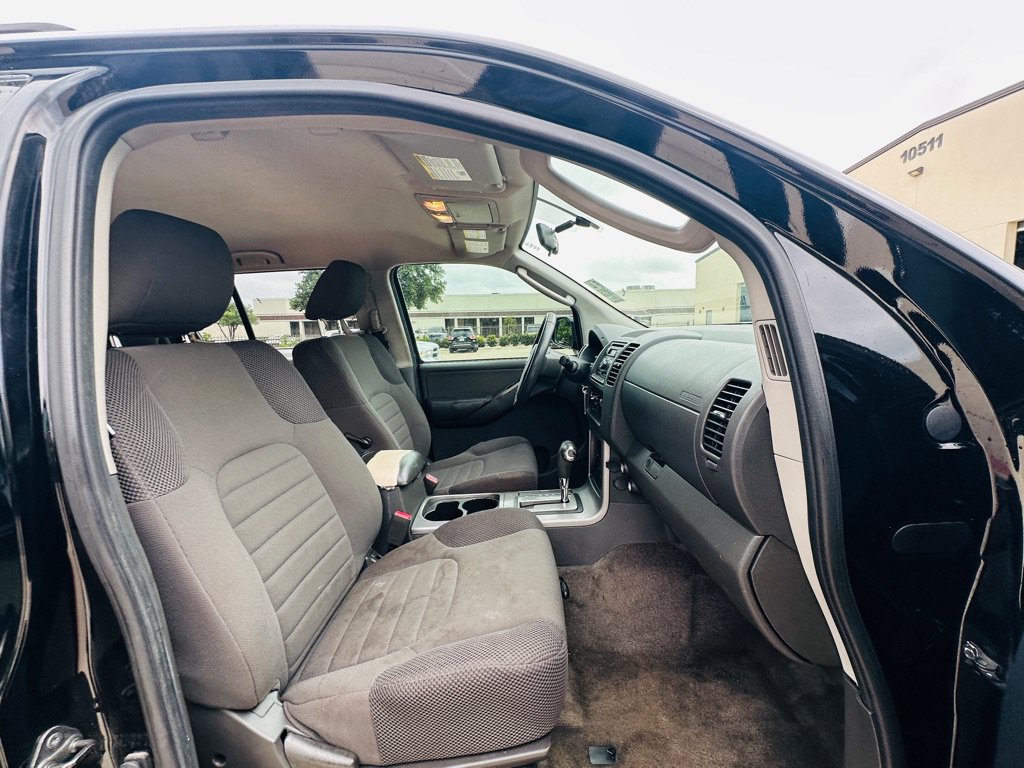 Used 2012 Nissan Pathfinder S RWD image 20