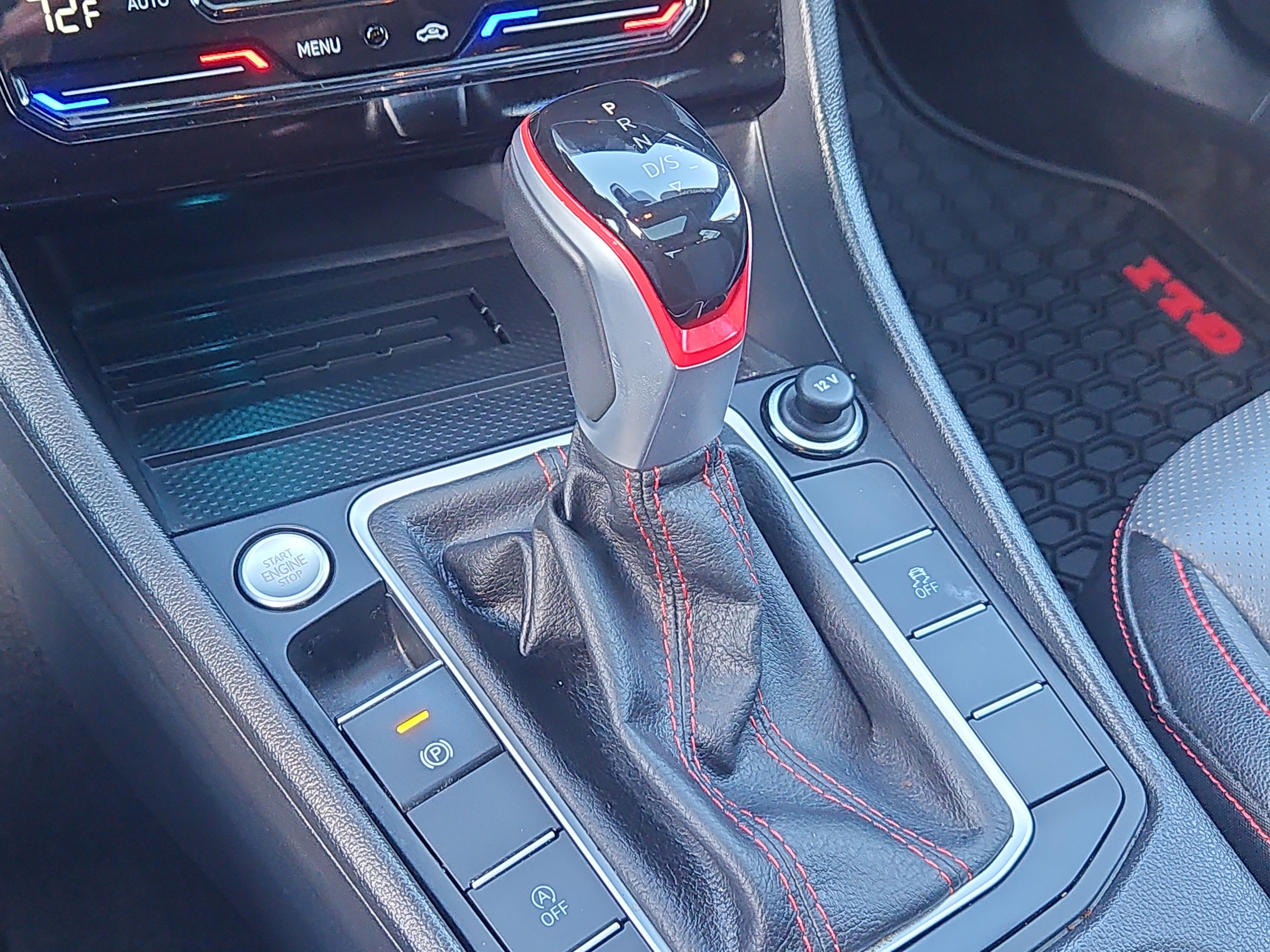 Certified 2025 Volkswagen Jetta GLI Autobahn image 22