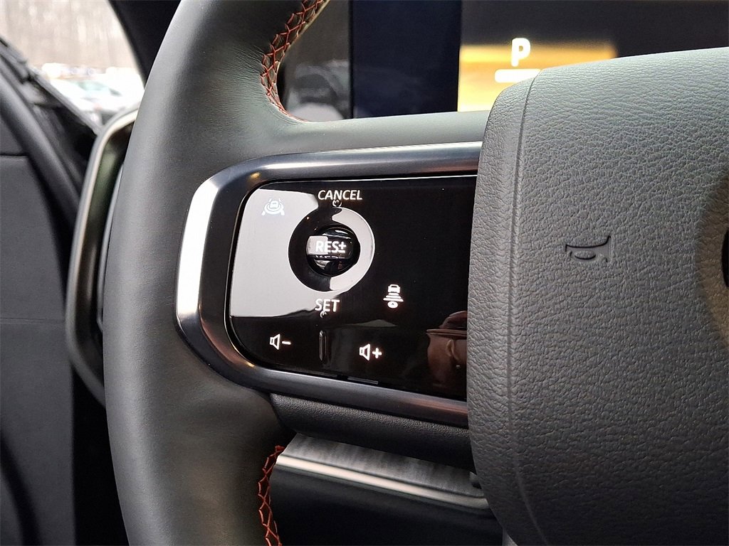 Used 2025 Nissan Armada PRO-4X image 21