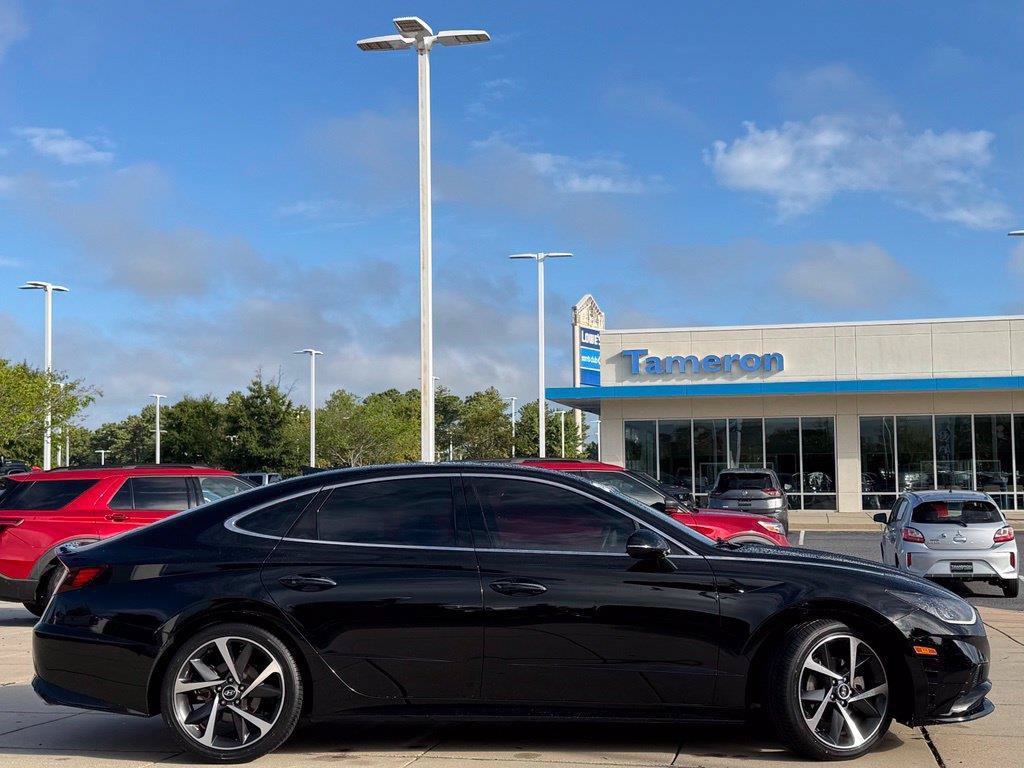 Used 2023 Hyundai Sonata SEL Plus w/ Preferred Accessory Package FWD image 4