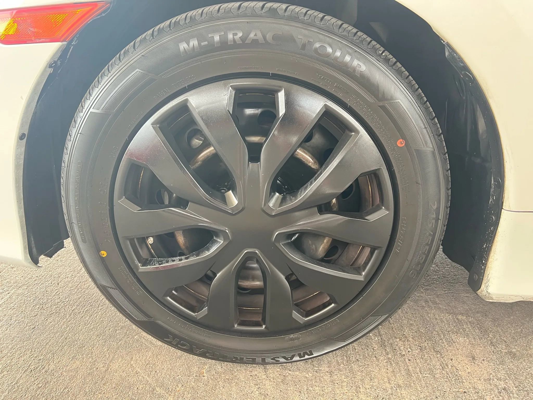 Used 2019 Honda Civic LX image 32