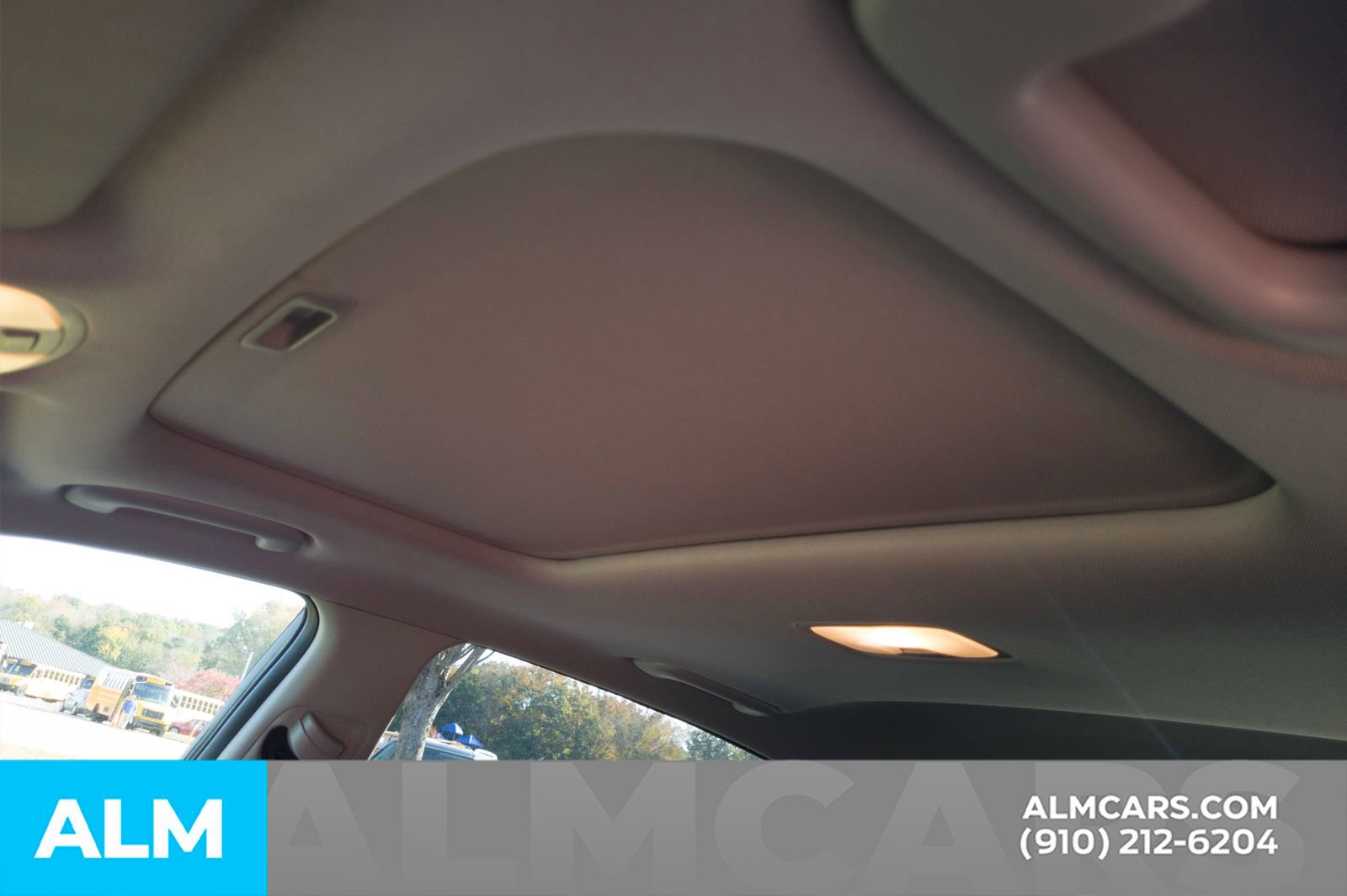 Used 2022 Hyundai Kona SEL w/ Convenience Package image 17