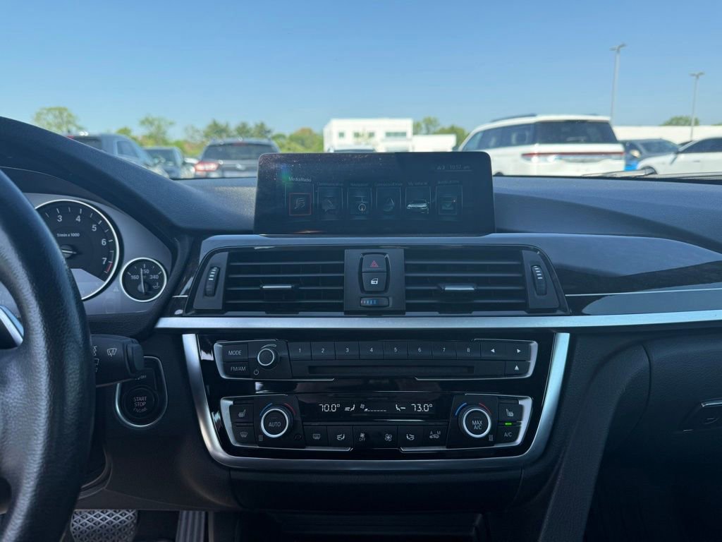 Used 2017 BMW 430i xDrive Convertible AWD/4WD image 22