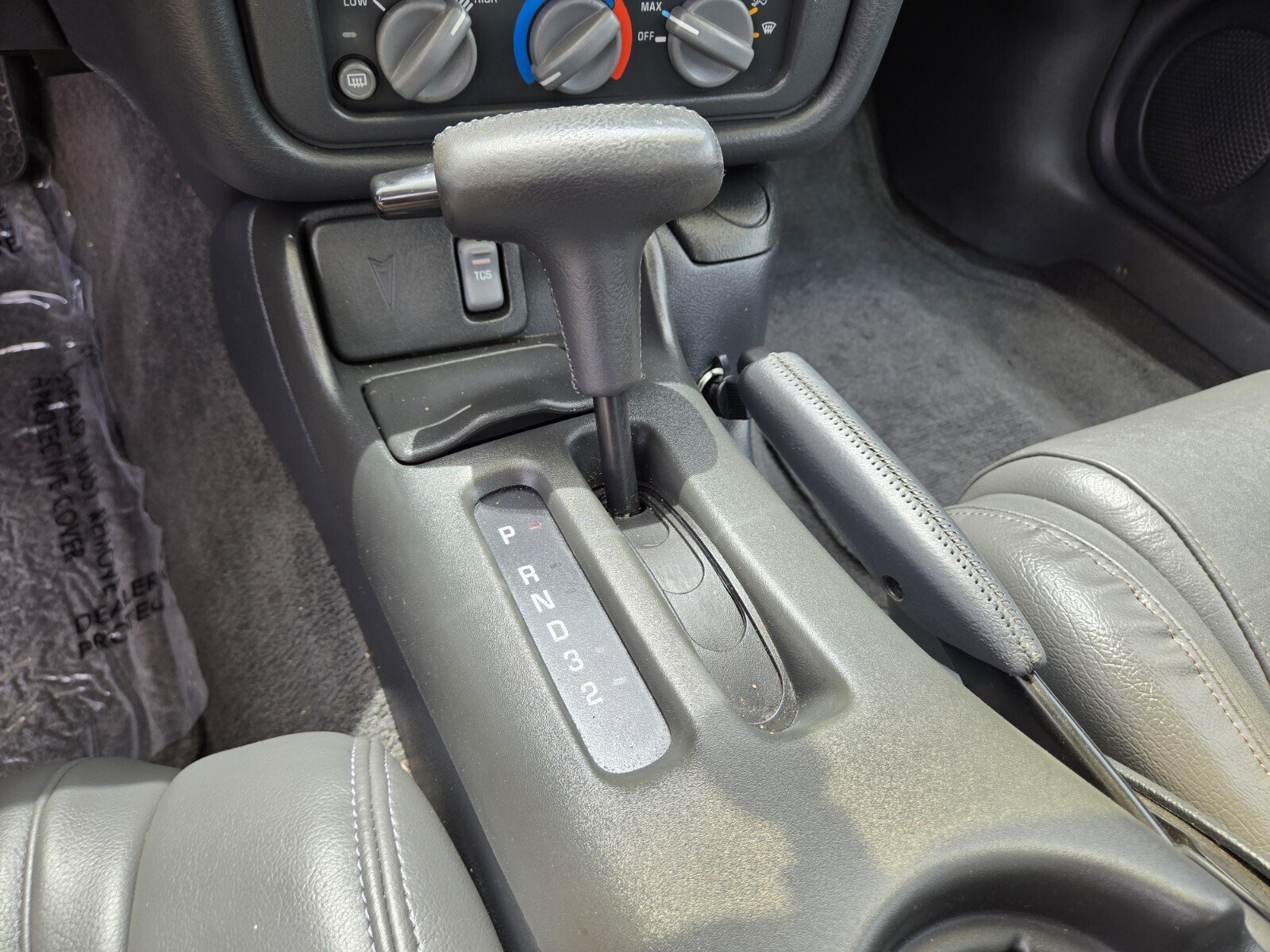 Used 1997 Pontiac Firebird Formula w/ Opt Pkg RWD image 18