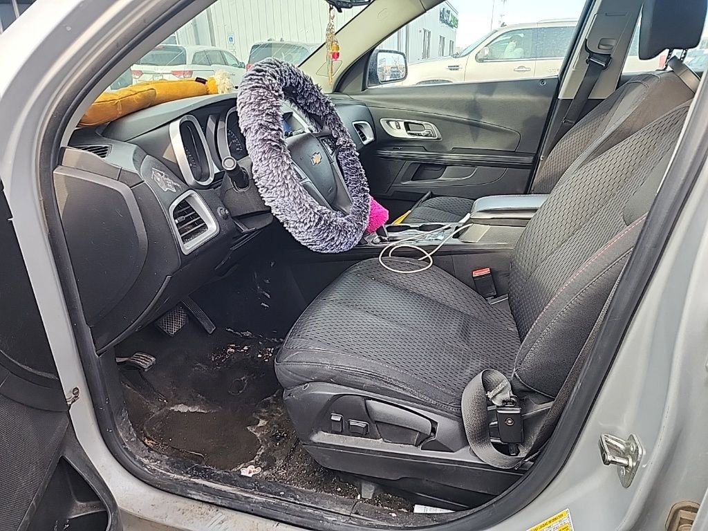 Used 2015 Chevrolet Equinox LS image 8