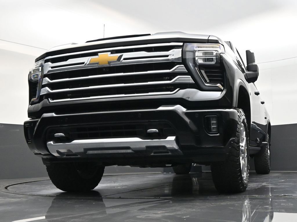 Used 2024 Chevrolet Silverado 2500 High Country image 28