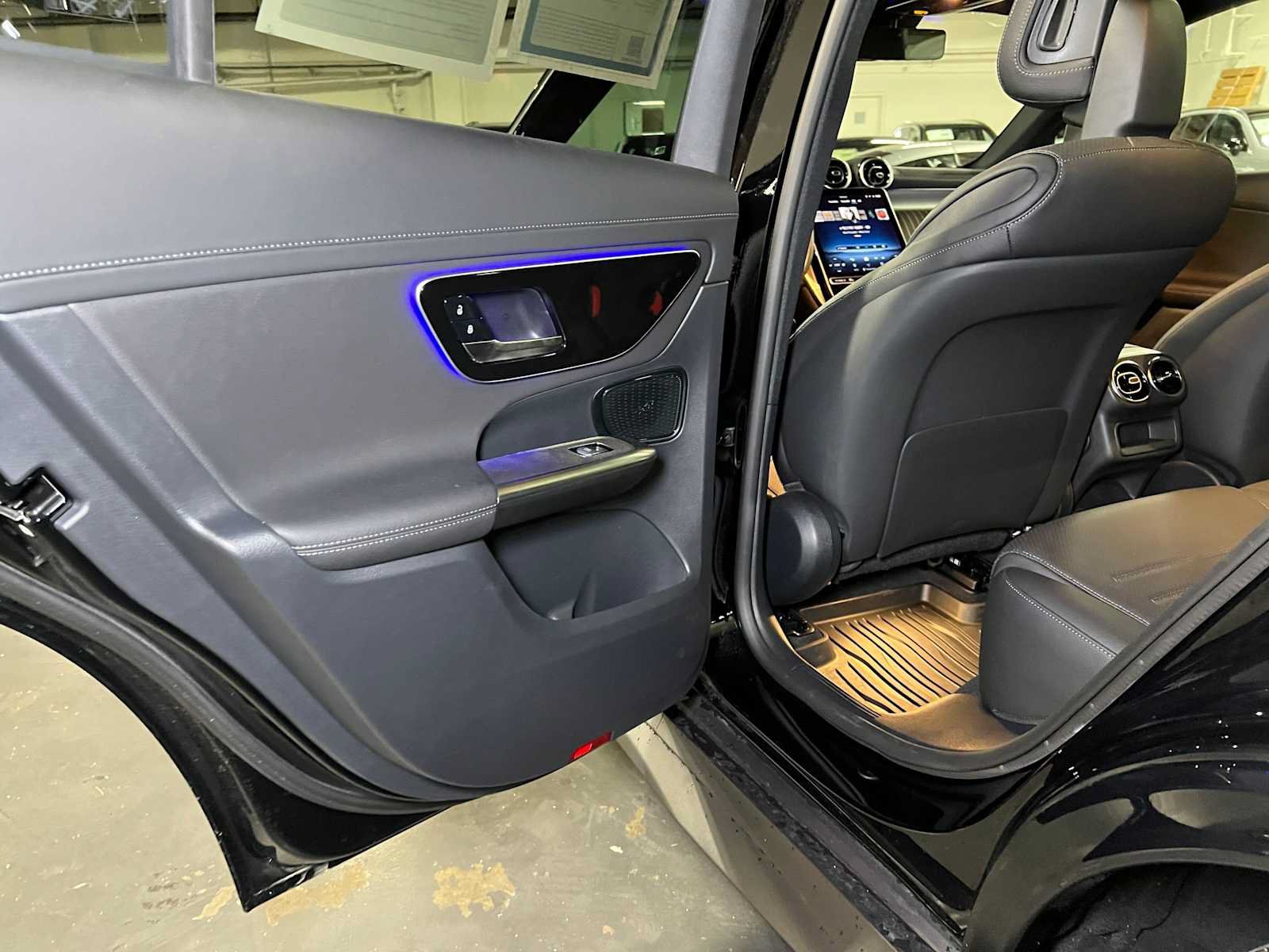 Certified 2026 Mercedes-Benz GLC 300 4MATIC image 18