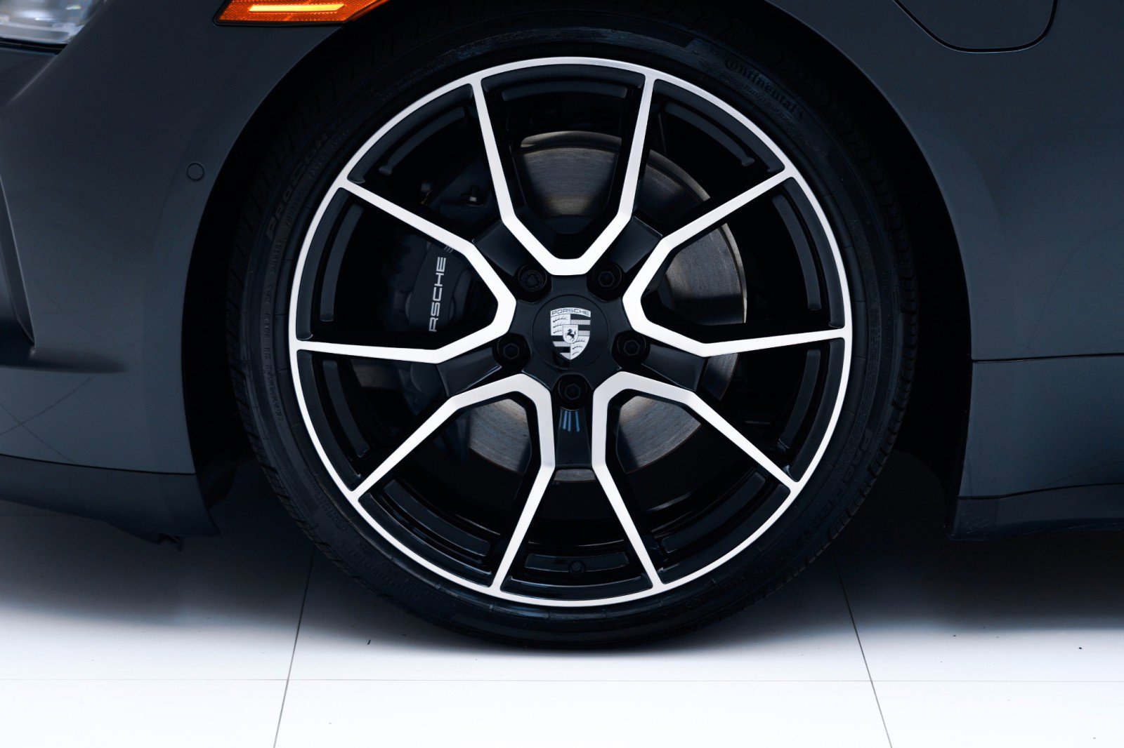 New 2026 Porsche Taycan image 12