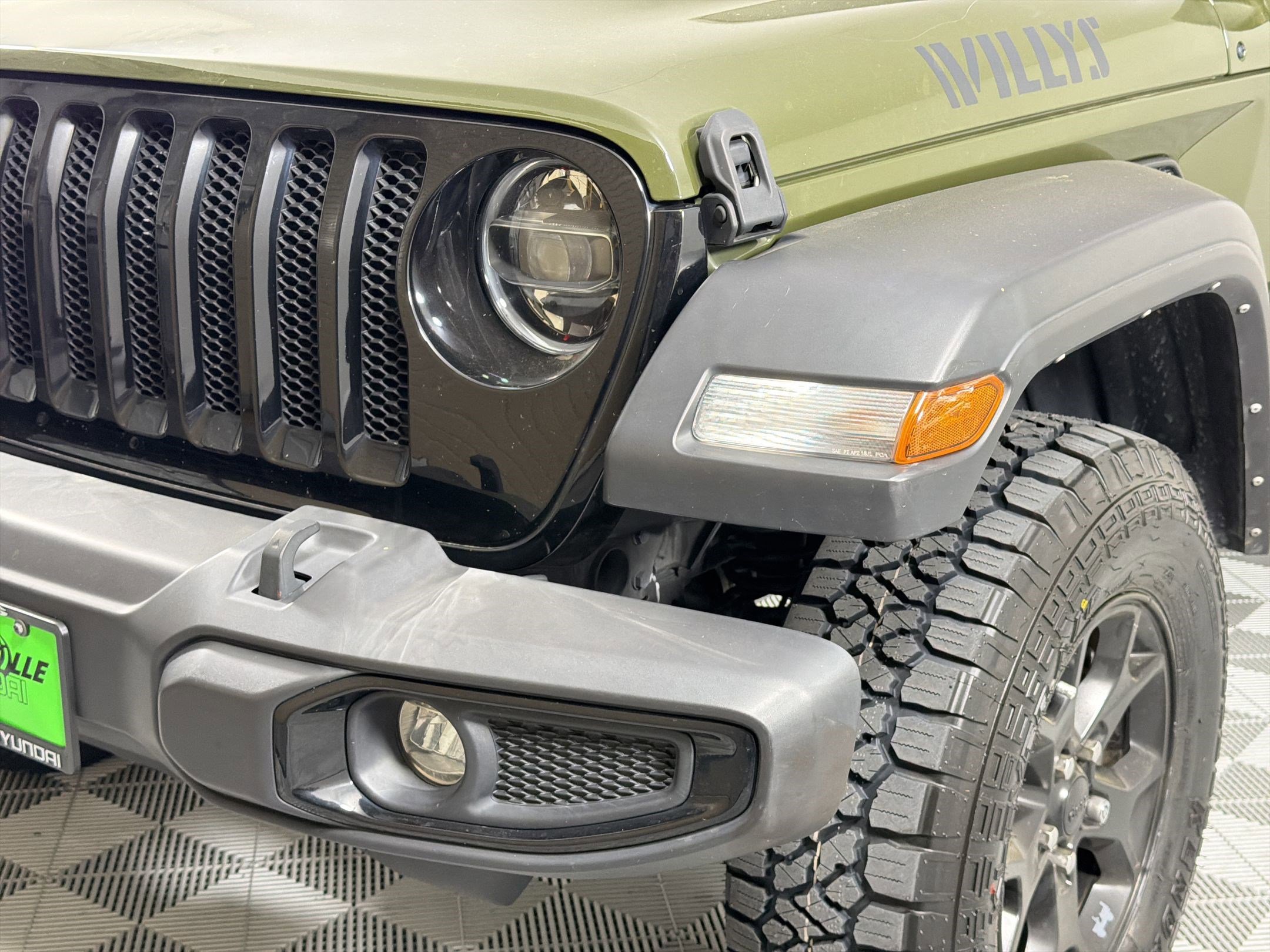 Used 2022 Jeep Wrangler Unlimited Willys image 11