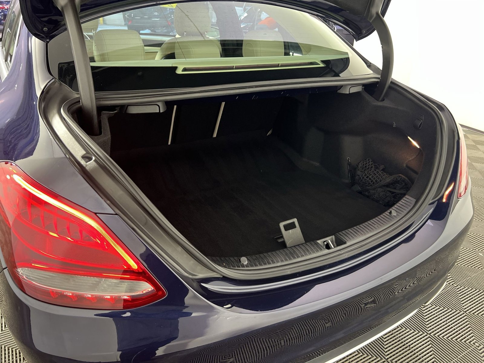 Used 2018 Mercedes-Benz C 300 4MATIC Sedan w/ Premium Package image 26