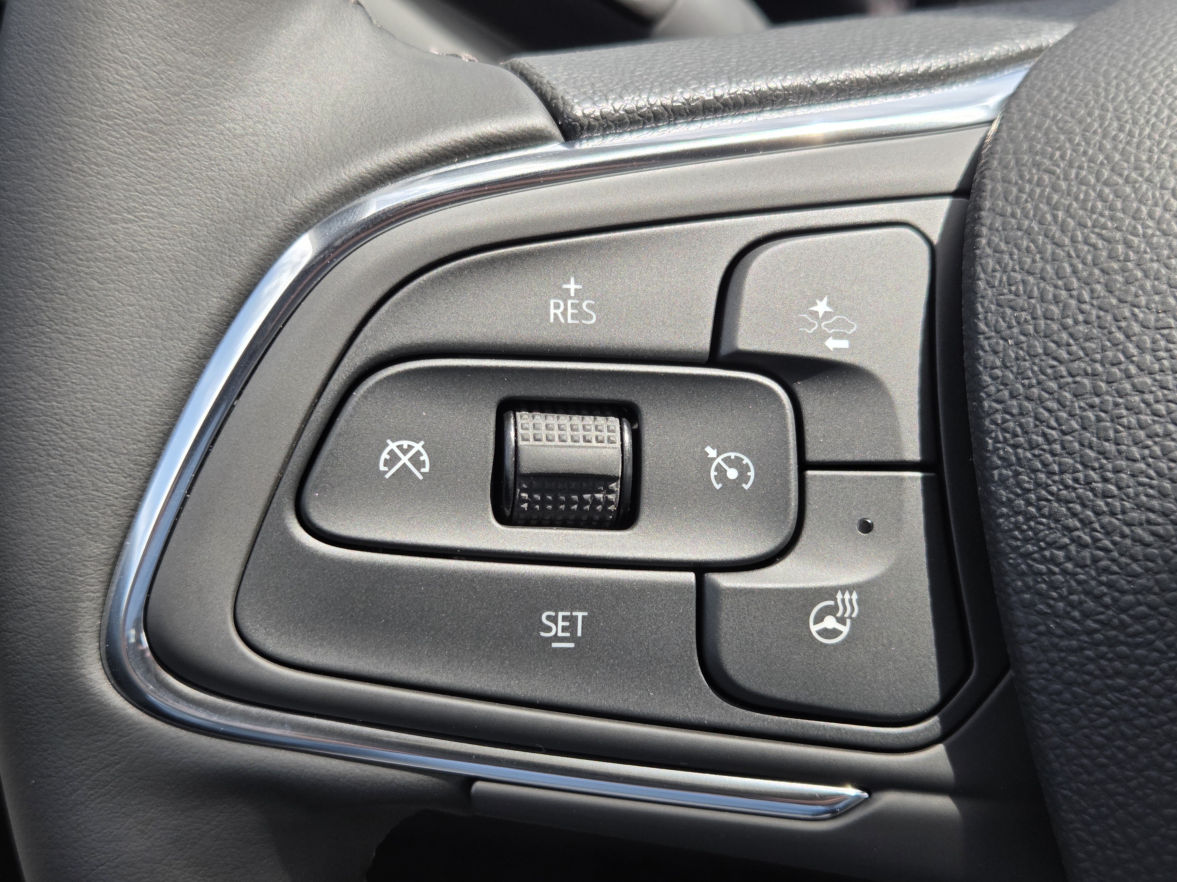 New 2026 Buick Envista Sport Touring w/ Convenience II Package FWD image 14