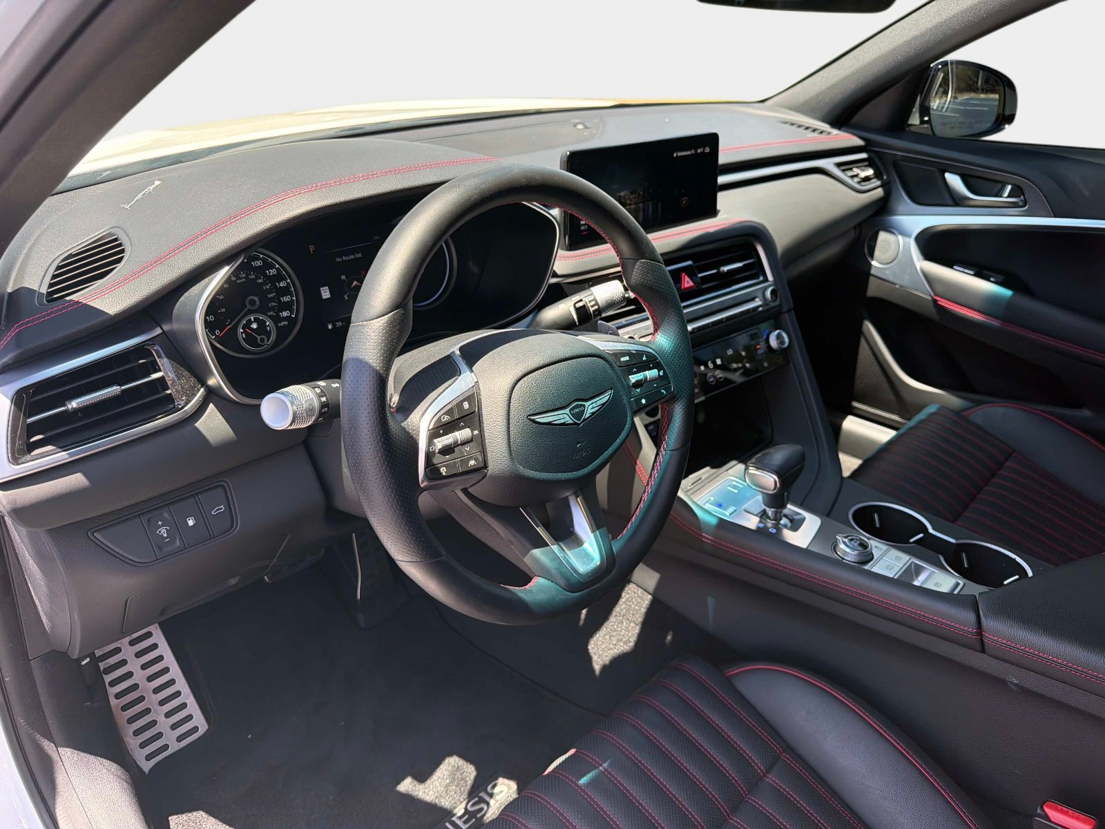 Used 2025 Genesis G70 2.5T w/ Sport Prestige Package RWD image 17