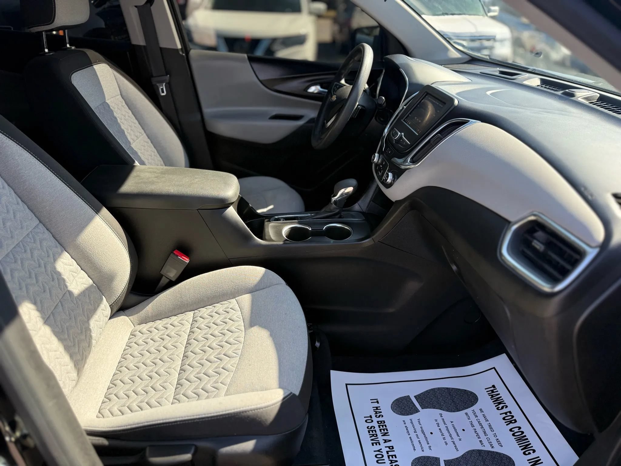 Used 2022 Chevrolet Equinox LS w/ LS Convenience Package FWD image 21