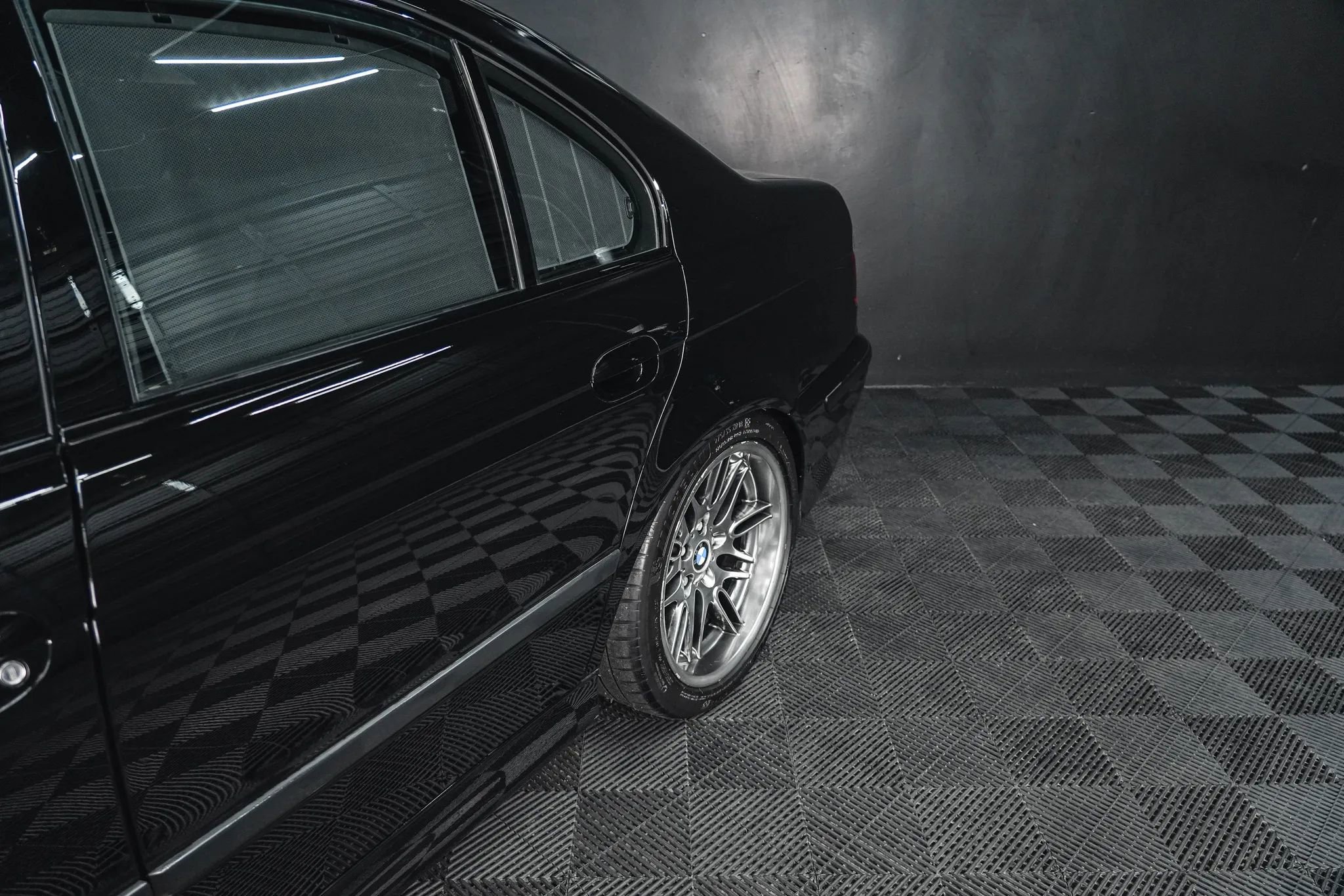 Used 2003 BMW M5 image 7