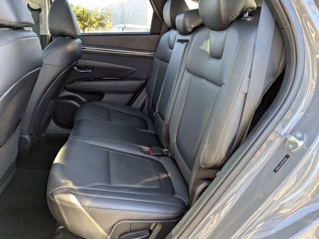 Used 2024 Hyundai Tucson Limited image 16