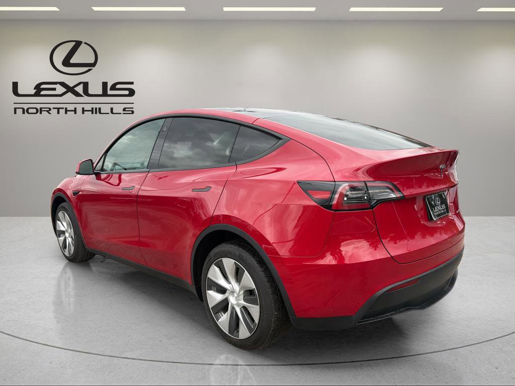 Used 2023 Tesla Model Y Long Range image 8