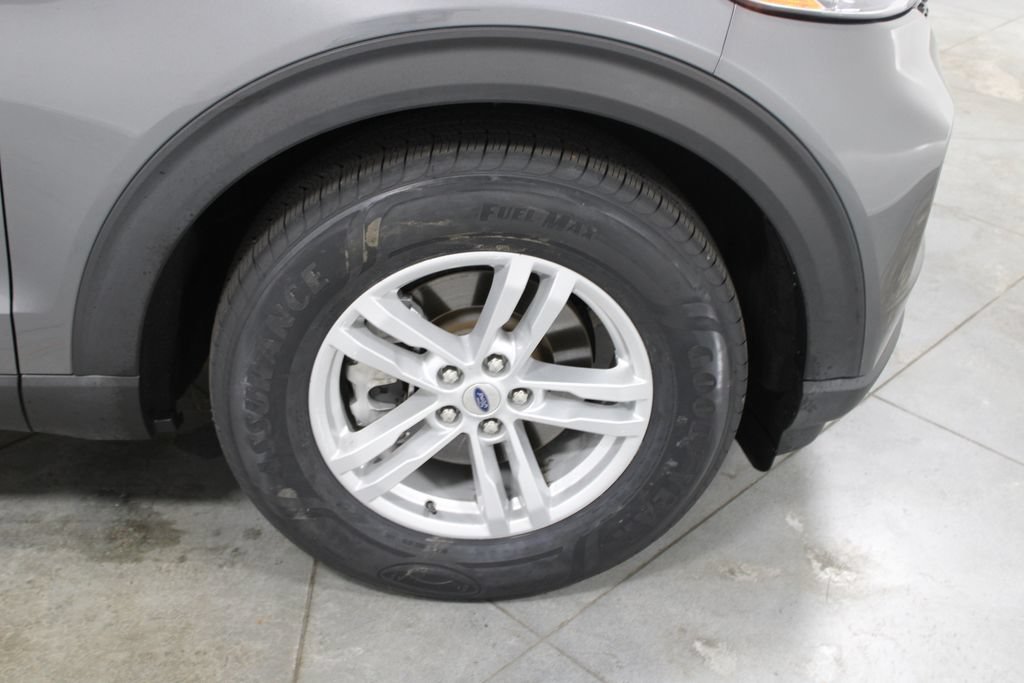 Used 2024 Ford Explorer XLT RWD image 59