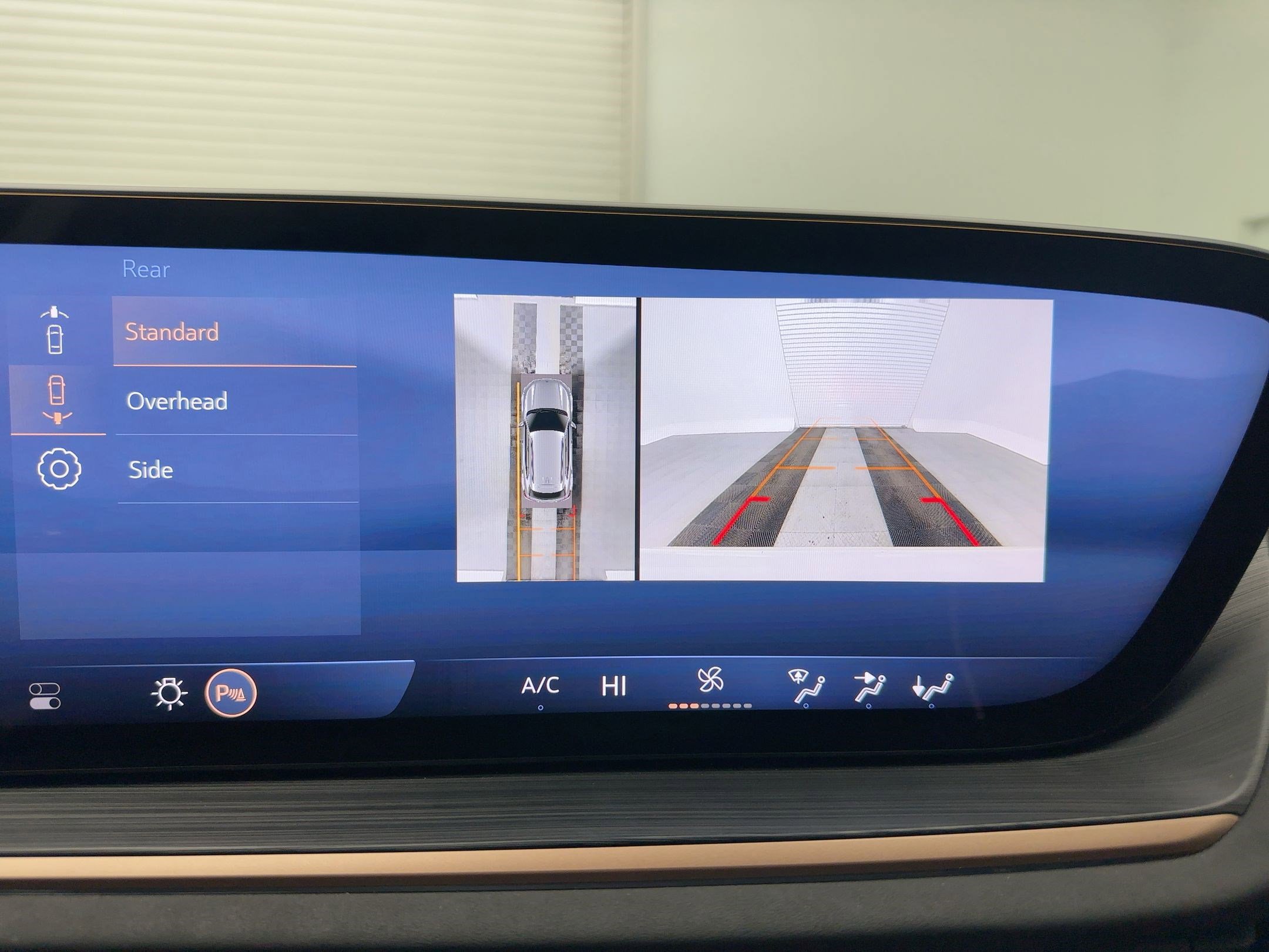 Certified 2025 Buick Envision Sport Touring image 23