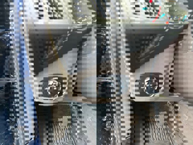 Used 2020 Ford Transit Connect XL image 12