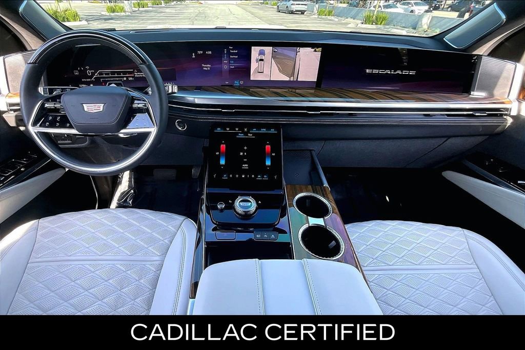 Certified 2025 Cadillac Escalade Sport Platinum AWD/4WD image 14