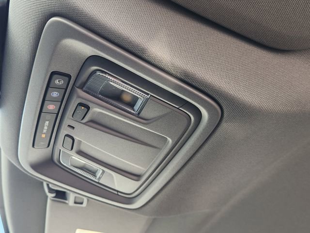 Used 2023 Chevrolet Silverado 1500 LT AWD/4WD image 25