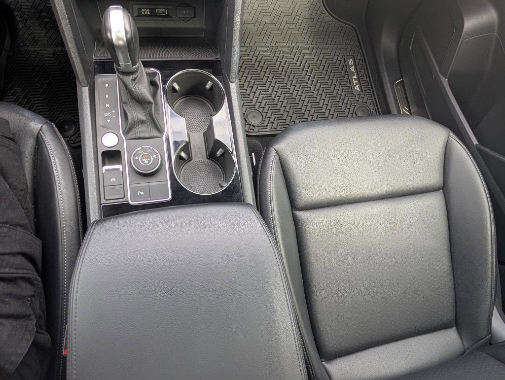 Used 2019 Volkswagen Atlas SEL R-Line AWD/4WD image 27