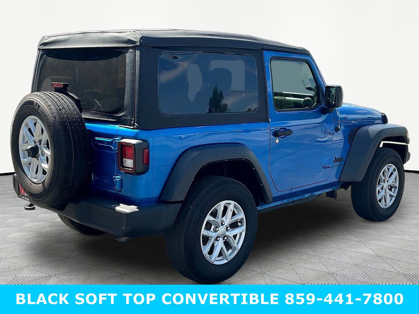 Used 2023 Jeep Wrangler Sport AWD/4WD image 6