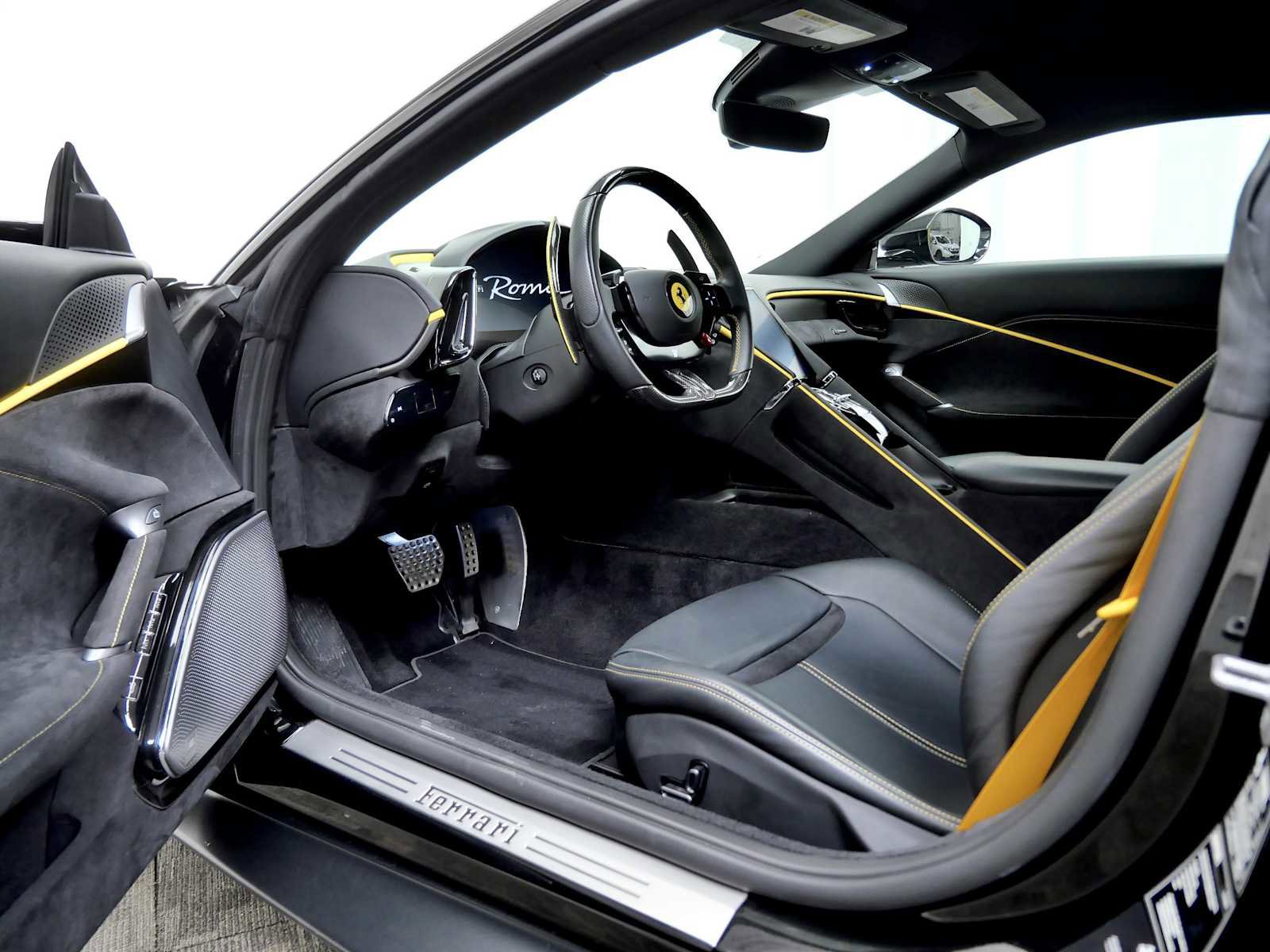 Certified 2024 Ferrari Roma image 15