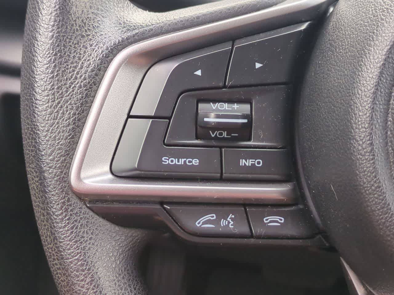 Used 2017 Subaru Impreza 2.0i AWD/4WD image 22