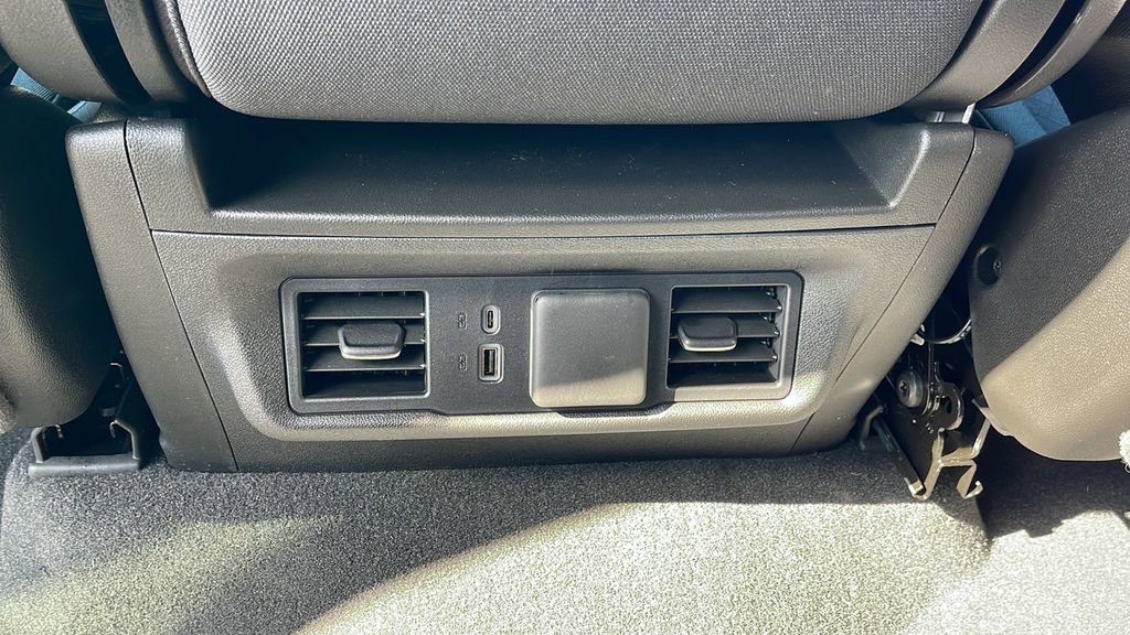 New 2026 GMC Sierra 1500 SLE w/ Preferred Package image 16