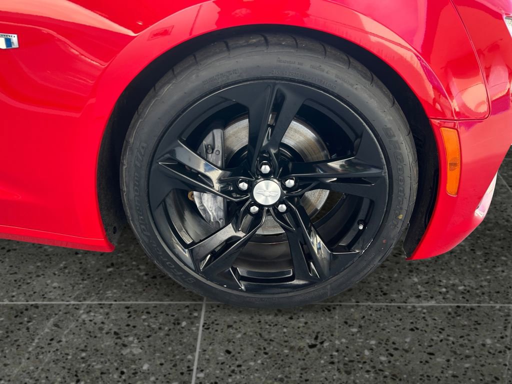 Used 2019 Chevrolet Camaro SS image 8
