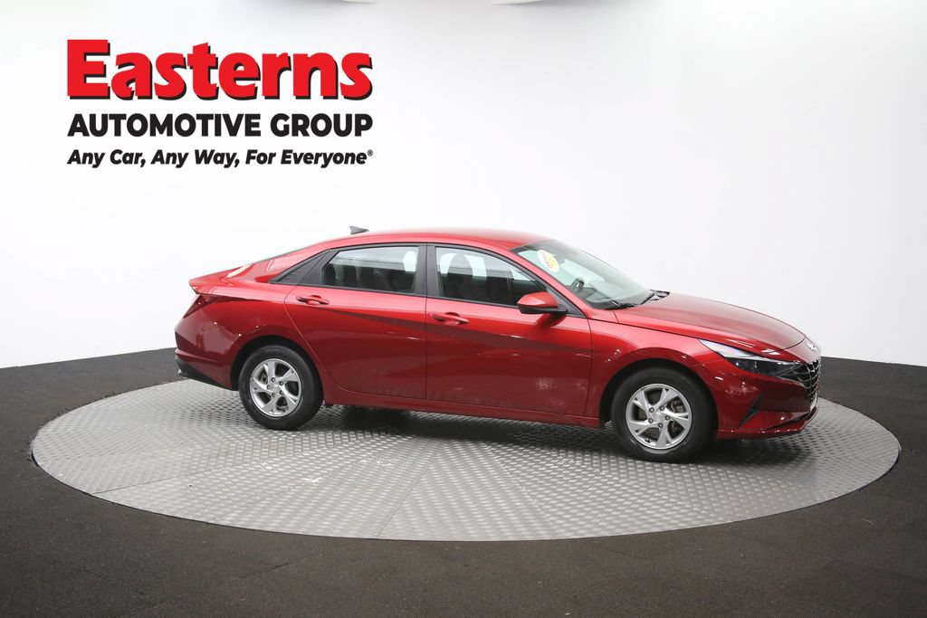 Used 2023 Hyundai Elantra SE FWD image 46
