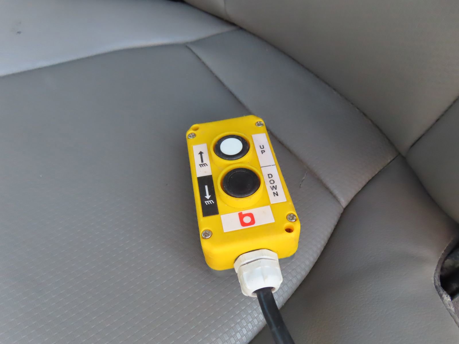 Used 2019 Ford F550 2WD Regular Cab Super Duty image 32