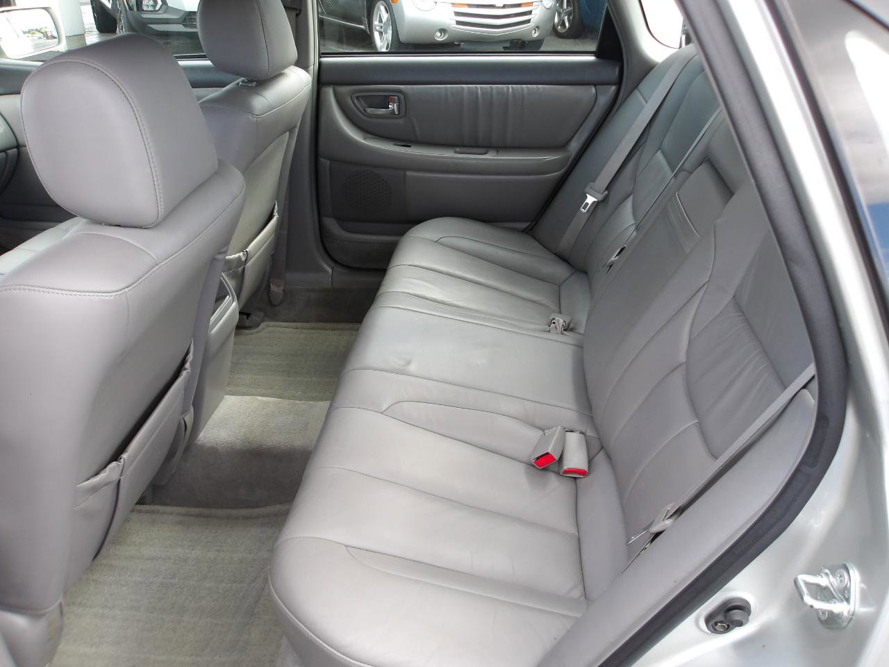 Used 2002 Toyota Avalon XL FWD image 10
