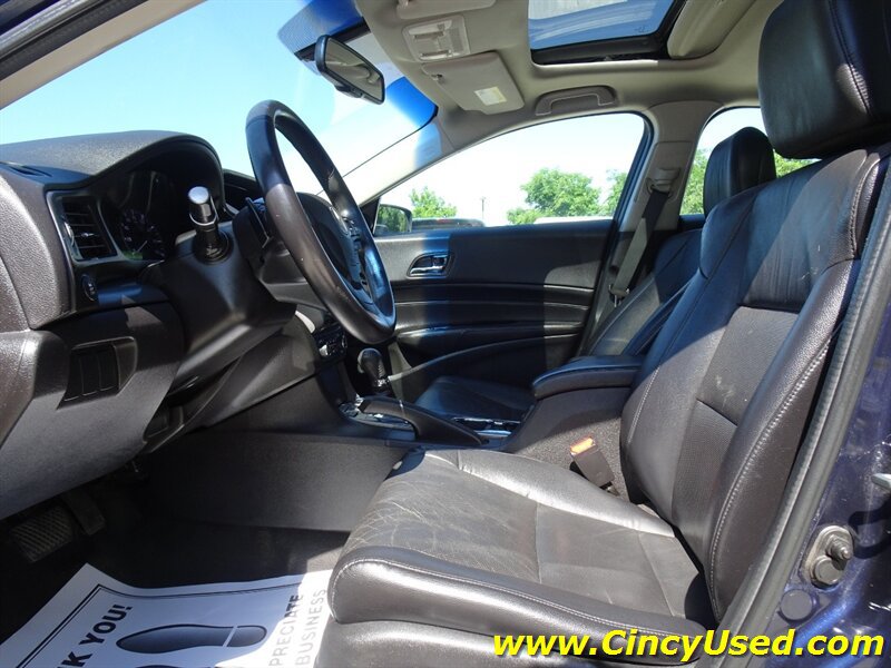 Used 2014 Acura ILX w/ Technology Package FWD image 11