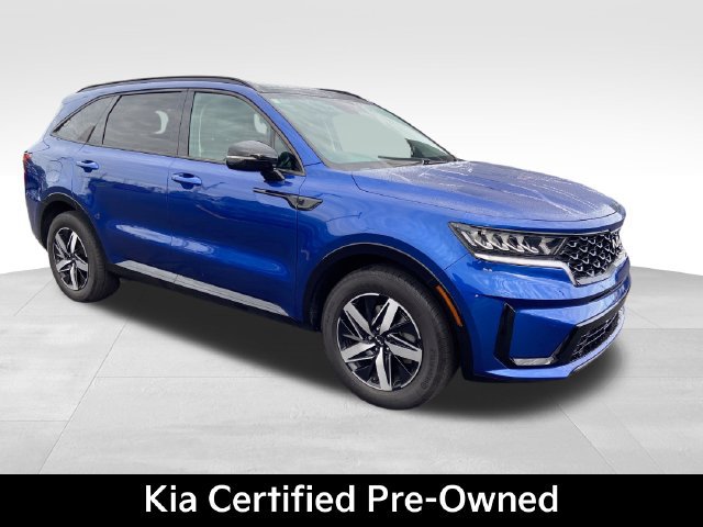 Used 2022 Kia Sorento S w/ Panoramic Sunroof Package