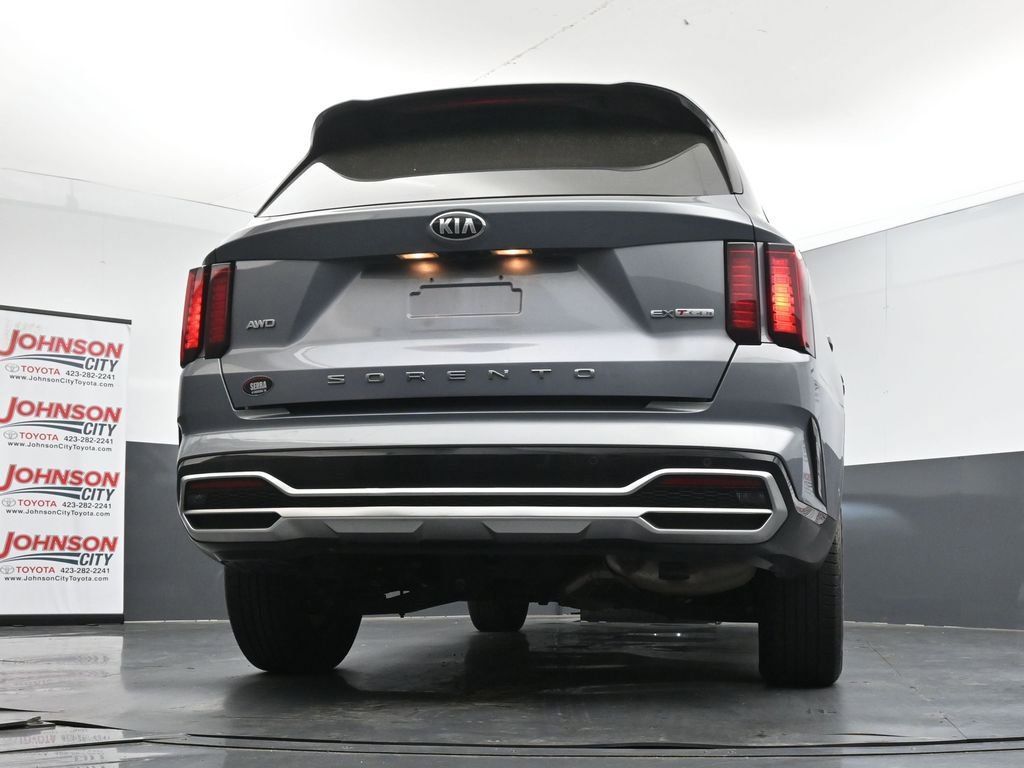 Used 2021 Kia Sorento EX image 19