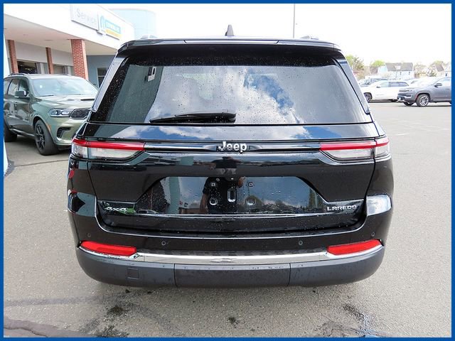 Certified 2023 Jeep Grand Cherokee Laredo w/ Trailer Tow Prep Group (B) AWD/4WD image 6
