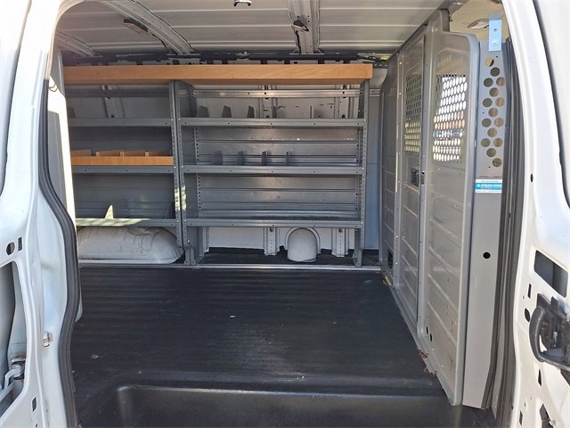 Used 2019 Chevrolet Express 2500 image 10