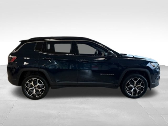 New 2026 Jeep Compass Limited AWD/4WD image 19
