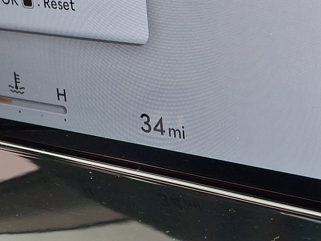 Used 2025 Genesis GV80 2.5T Standard image 4