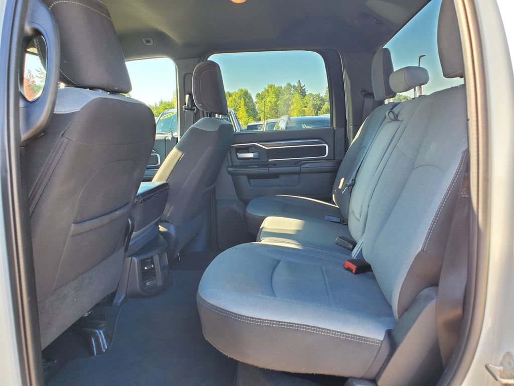 Used 2024 RAM 2500 Big Horn AWD/4WD image 9
