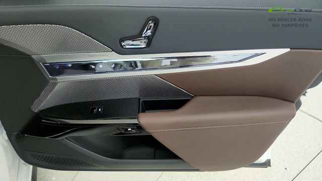 Used 2026 BMW 740i RWD image 35