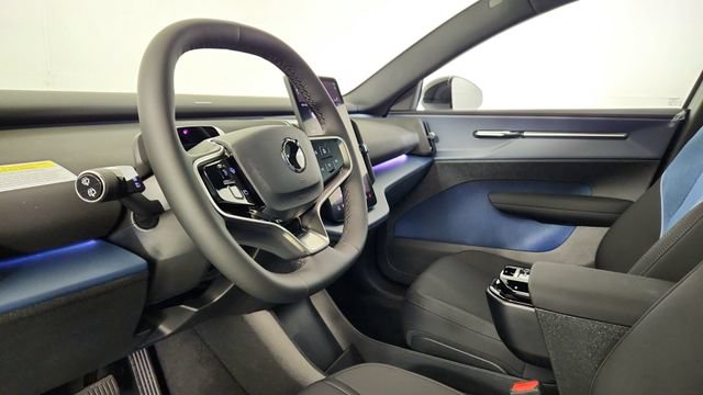 New 2026 Volvo EX30 Plus w/ Protection Package Premier RWD image 10