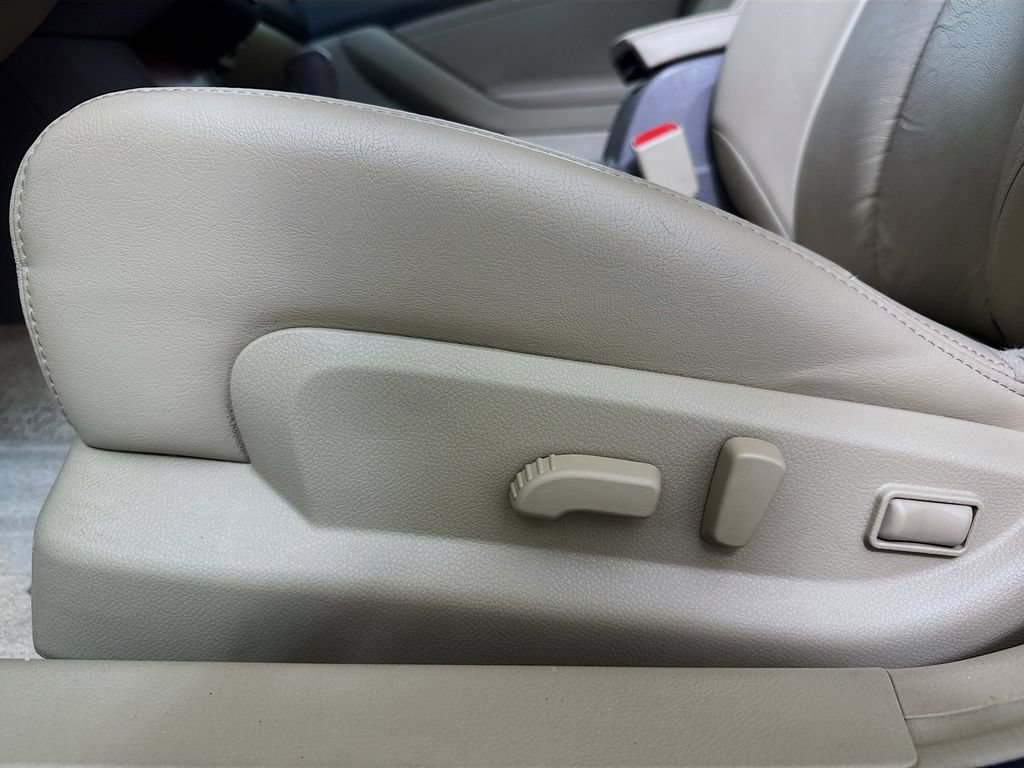 Used 2008 Nissan Altima 2.5 SL w/ SL Pkg FWD image 18