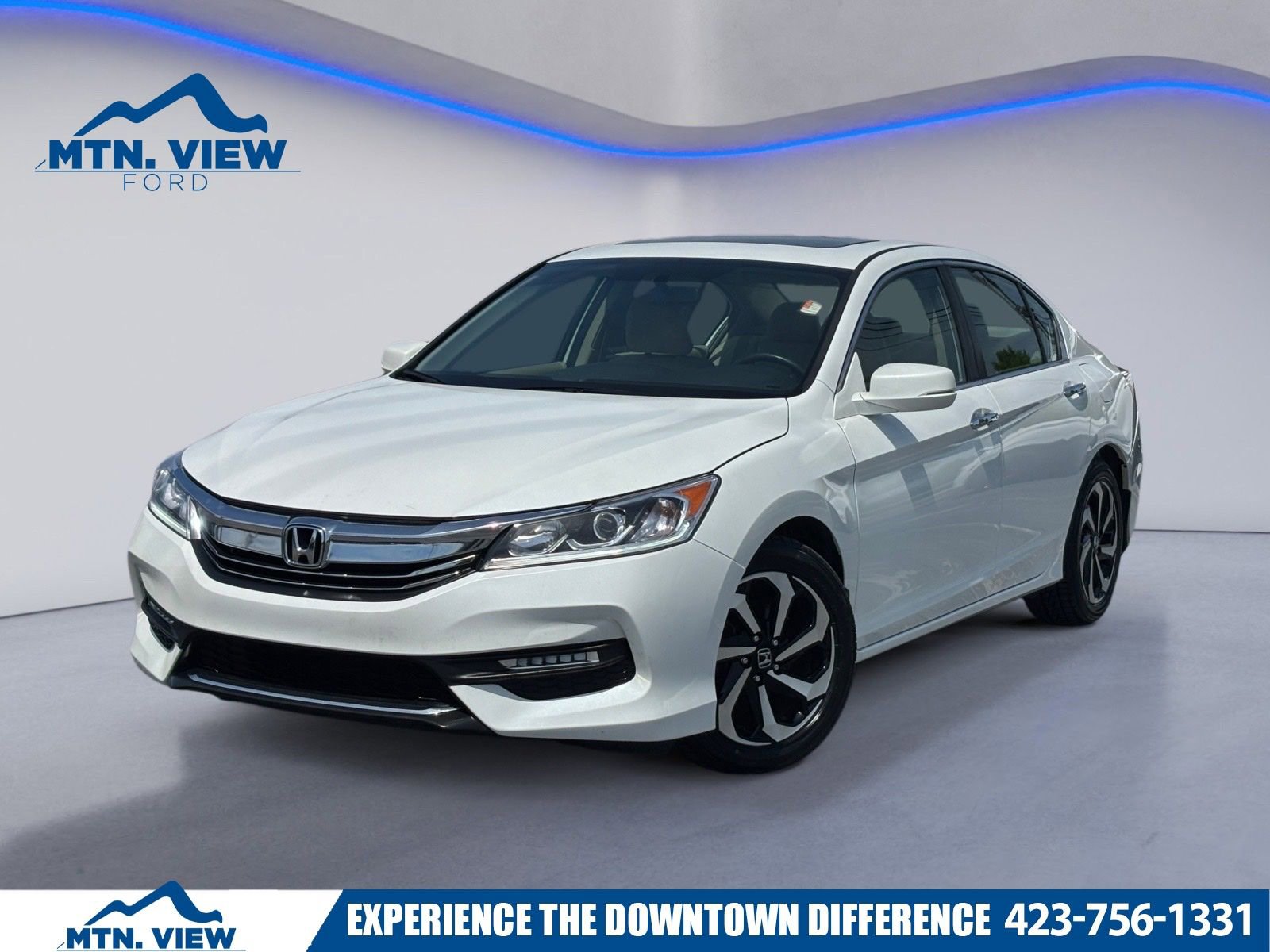 Used 2017 Honda Accord EX image 1