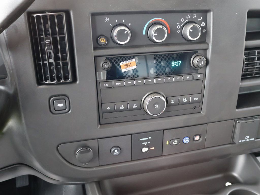 New 2025 GMC Savana 3500 Extended w/ Driver Convenience Package image 17