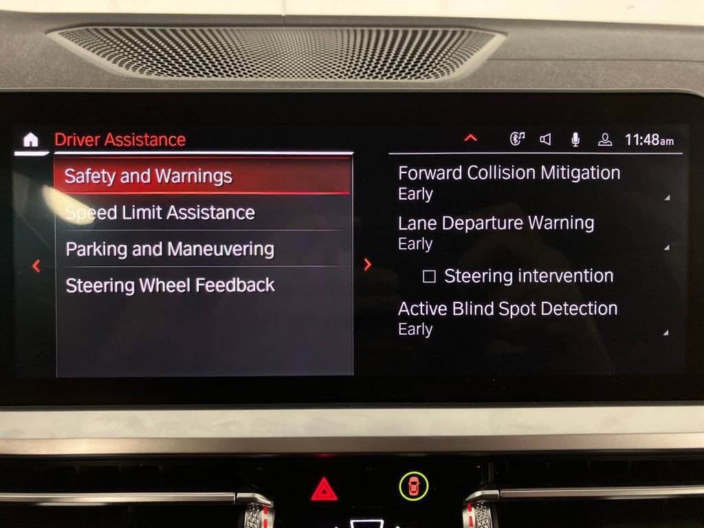 Used 2022 BMW 330i Sedan w/ M Sport Package image 26