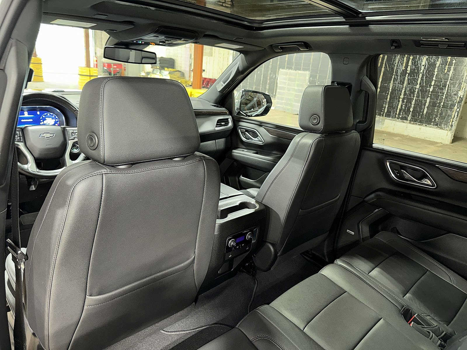 Used 2023 Chevrolet Tahoe Z71 AWD/4WD image 30